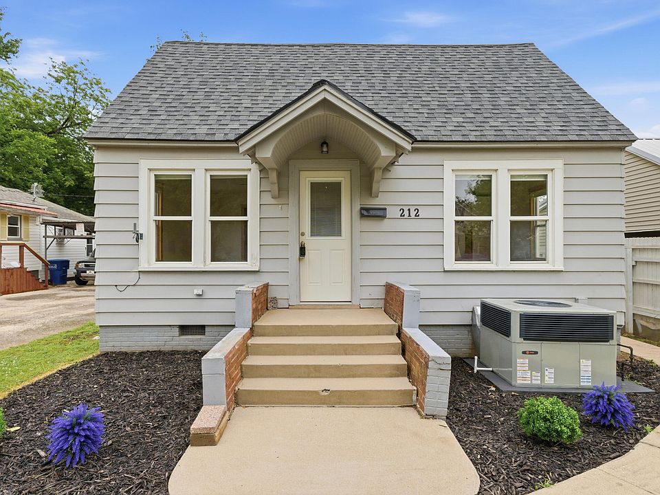 1st image of 212 N Foreman St