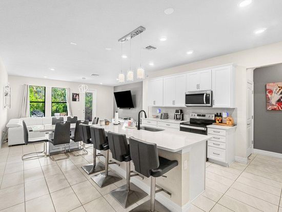 4824 Chantilly Road, Lake Worth, FL 33467