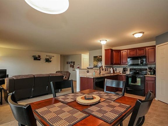 2nd image of 7318 E Brook Dr
