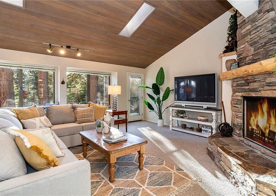 1st image of 680 Martis Peak Dr