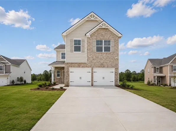 104 Vickers Point Dr, Fairburn, GA 30213