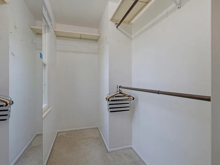 899 Holborn Ct #899 — Photo 24