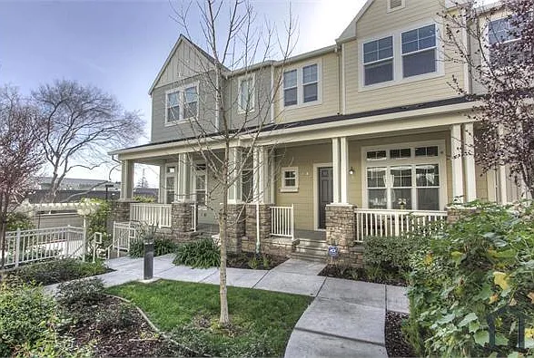 371 Destino Cir — Photo 12