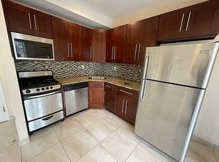 25-21 34th St #2C, Astoria, NY 11103