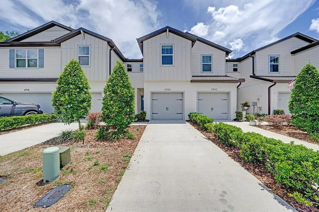 Building Photo - 2906 Deer Pine Trl
