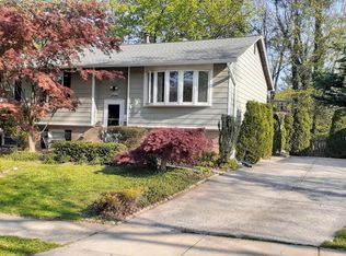 917 Allan Rd, Rockville, MD 20850