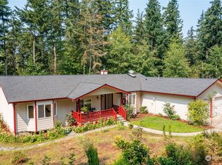 985 Lyndean Ln, Oak Harbor, WA 98277