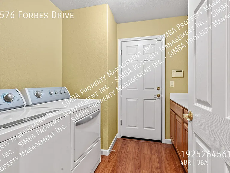 5576 Forbes Dr — Photo 22