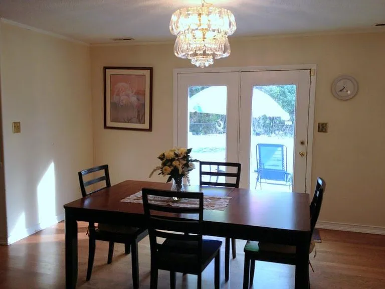 562 Lennox Dr — Photo 13