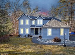 216 Spicebush Dr, East Stroudsburg, PA 18301