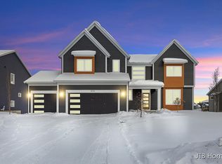 15721 Norwalk Rd, Grand Haven, MI 49417