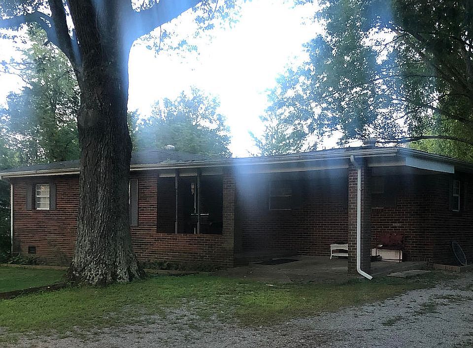 1st image of 128 Wakefield St