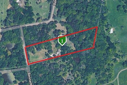 2nd image of 266 Bennett Rd