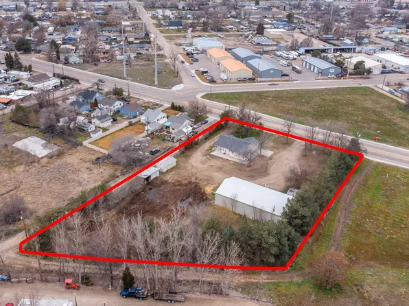 1004 N Illinois Ave, Caldwell, ID 83605