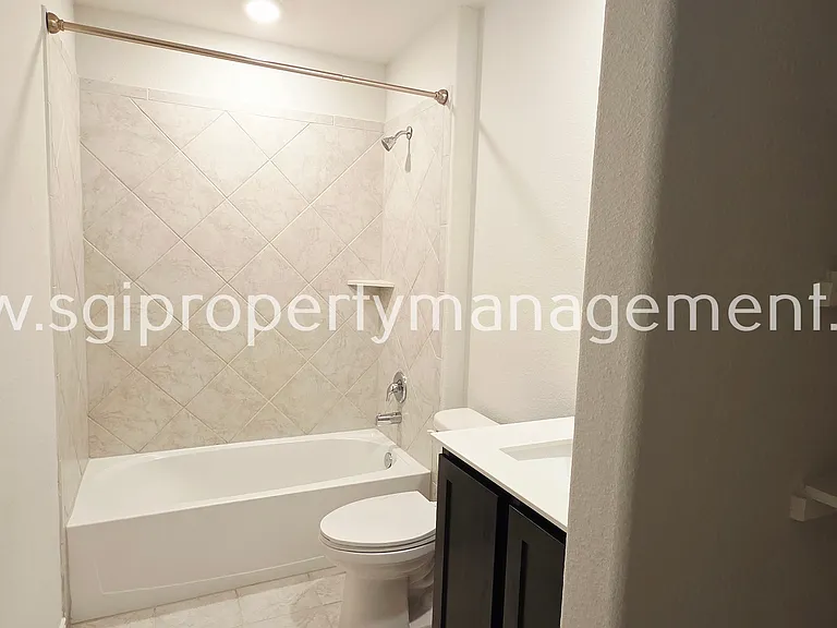266 Canyon Crest Way — Photo 17