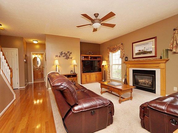 5th image of 7454 Galway Ct
