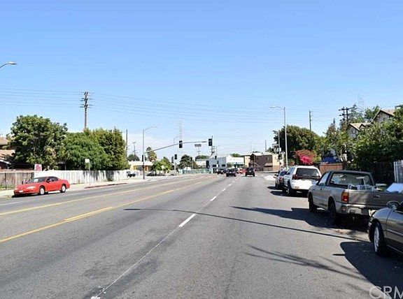 3rd image of 9415 S Central Ave