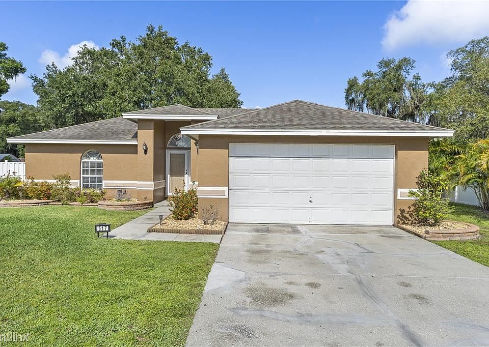 1st image of 517 Holloway Shores Dr