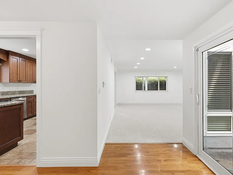 1970 Pelican Pl — Photo 9