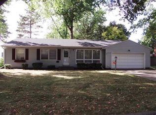 2809 27th Street Ct, Moline, IL 61265