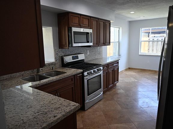 5th image of 8411 NW 29th Street