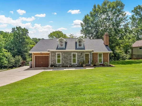 7030 Plott Rd, Charlotte, NC 28215