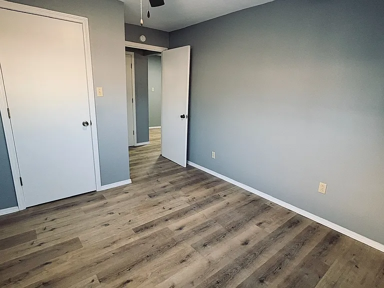 235 S Railroad Ave — Photo 15