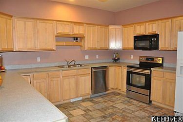 5th image of 905 Fiddlers Creek Dr Unit 4
