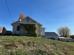 706 Ferry St, Beverly, OH 45715