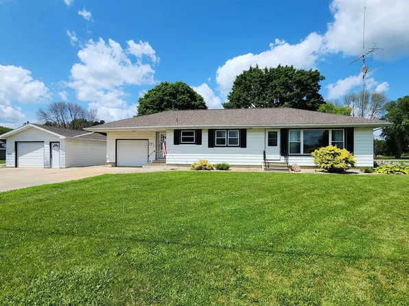 505 1st St, Grafton, IA 50440