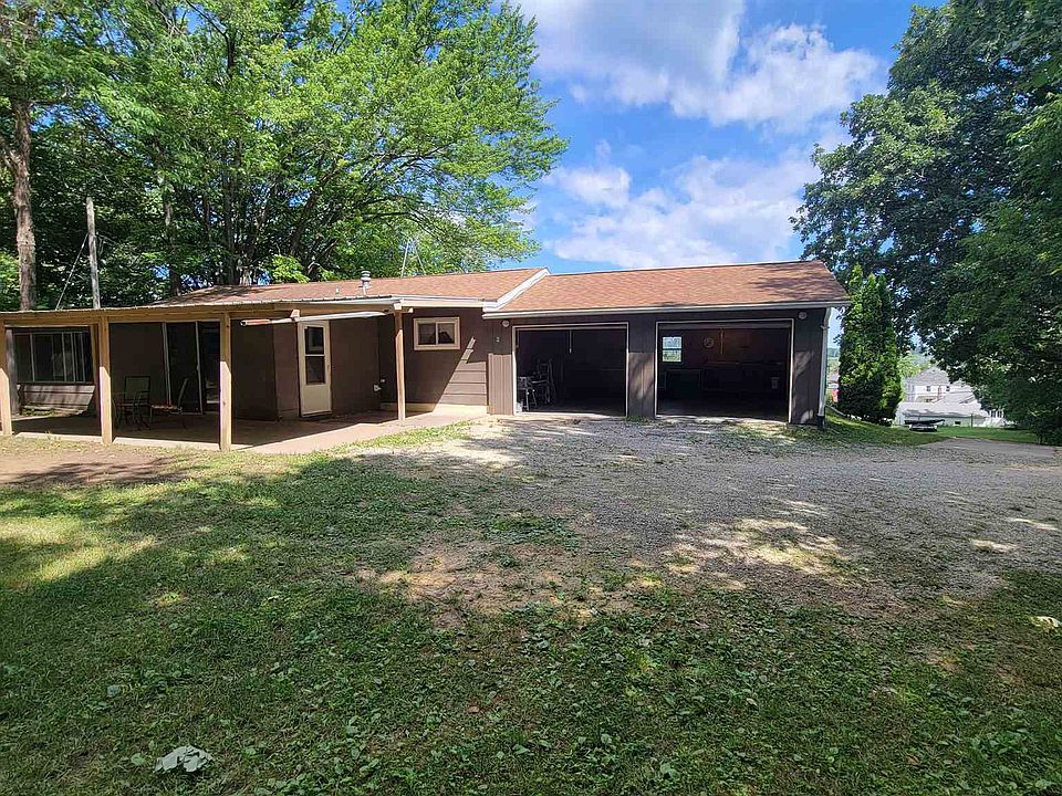 590 W 4th St, Dallas City, IL 62330 Zillow