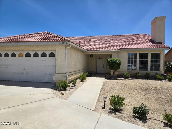 6130 Almeria Way, Palmdale, CA 93552