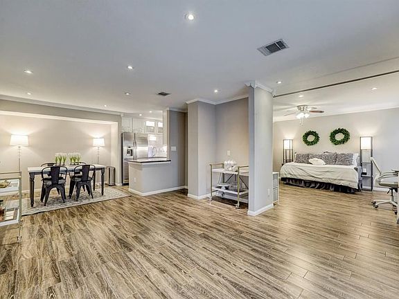 4th image of 1860 White Oak Dr APT 347