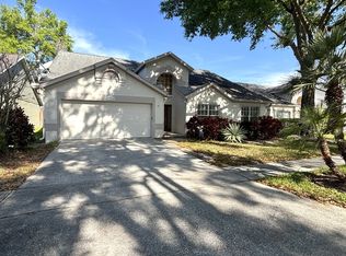 1316 Hampshire Place Cir, Altamonte Springs, FL 32714