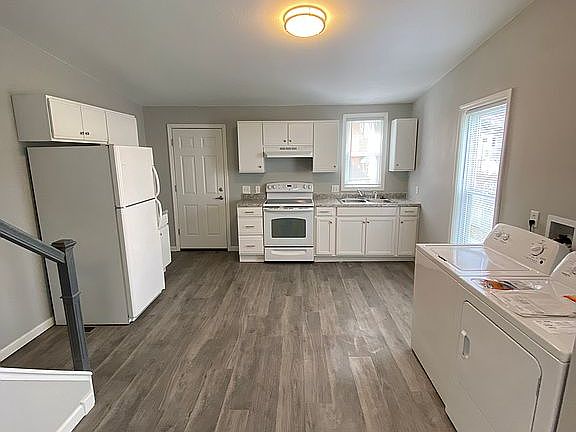 2nd image of 108 Liberty St