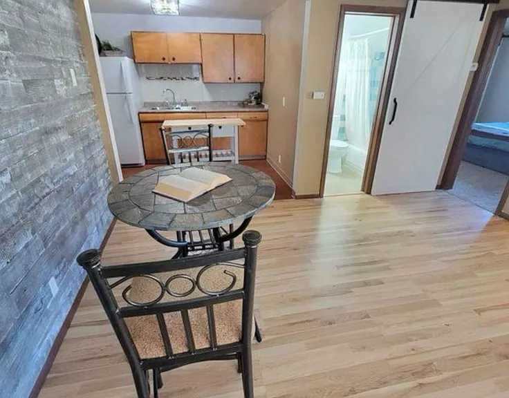 120 N Michigan St #5 — Photo 2