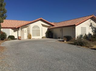 230 E Glenoaks St, Pahrump, NV 89048