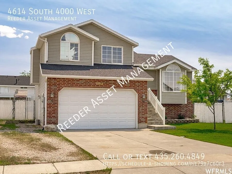 5 bedroom 3 bathroom Home in Roy with a Balcony! — Photo 3