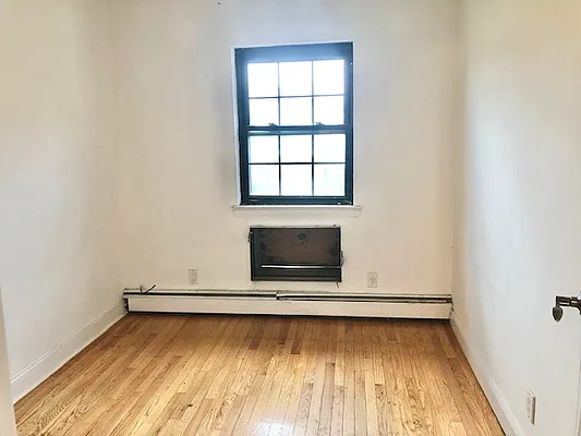 Sold by Eagle Realty Group New York | media 22