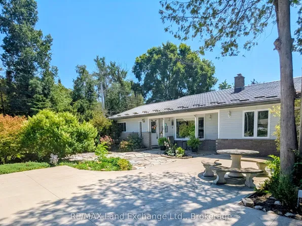 15 N Cedar Ln, Kincardine, ON N2Z 1B4
