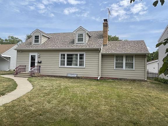 2nd image of 317 15th Ave N