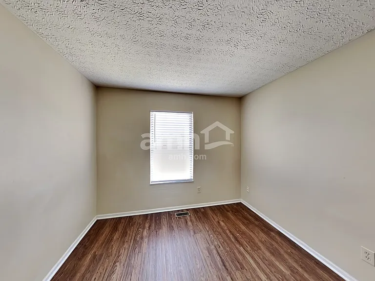4623 Windridge Ct — Photo 16