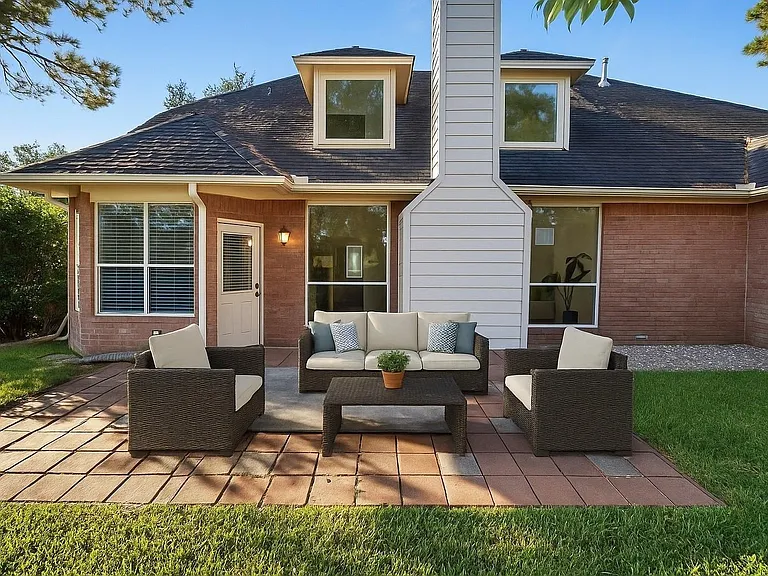 18502 Berry Leaf Ct — Photo 28
