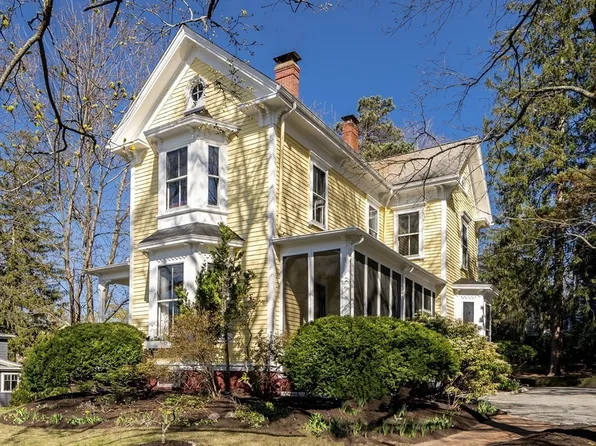 14 Hillside Ave, Winchester, MA 01890