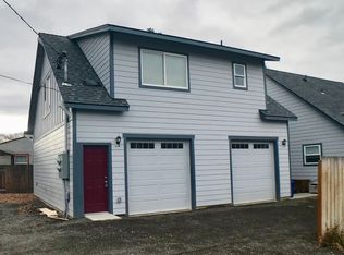 137-332, 334 sw 12th, Redmond, OR 97756