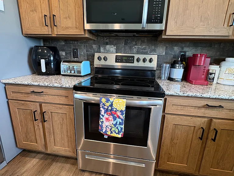 340 Fox Run Rd — Photo 18
