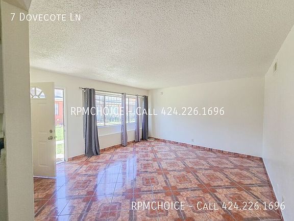 3rd image of 7 Dovecote Ln