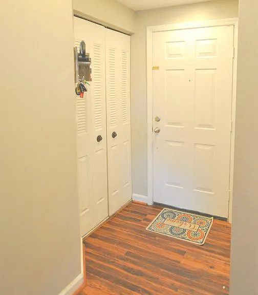 1417 Ashbourne Dr #1 — Photo 3