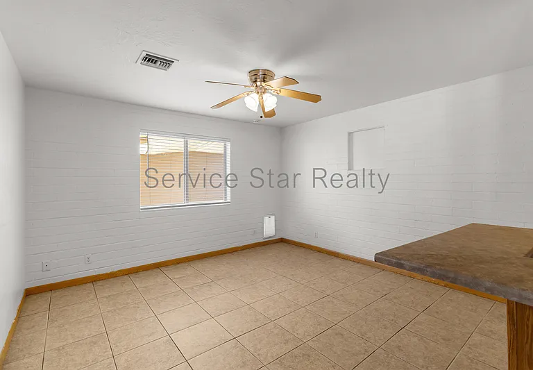 1226 E Purdue Ave #B — Photo 7