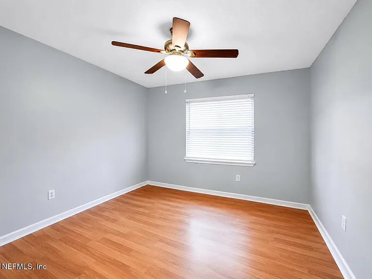 5495 Forrest Dr — Photo 15